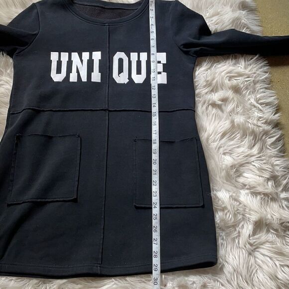 Black Fleece Lined “Unique” Pullover LONG Sweatshirt w/Pockets (Size: Small) - Picture 8 of 12